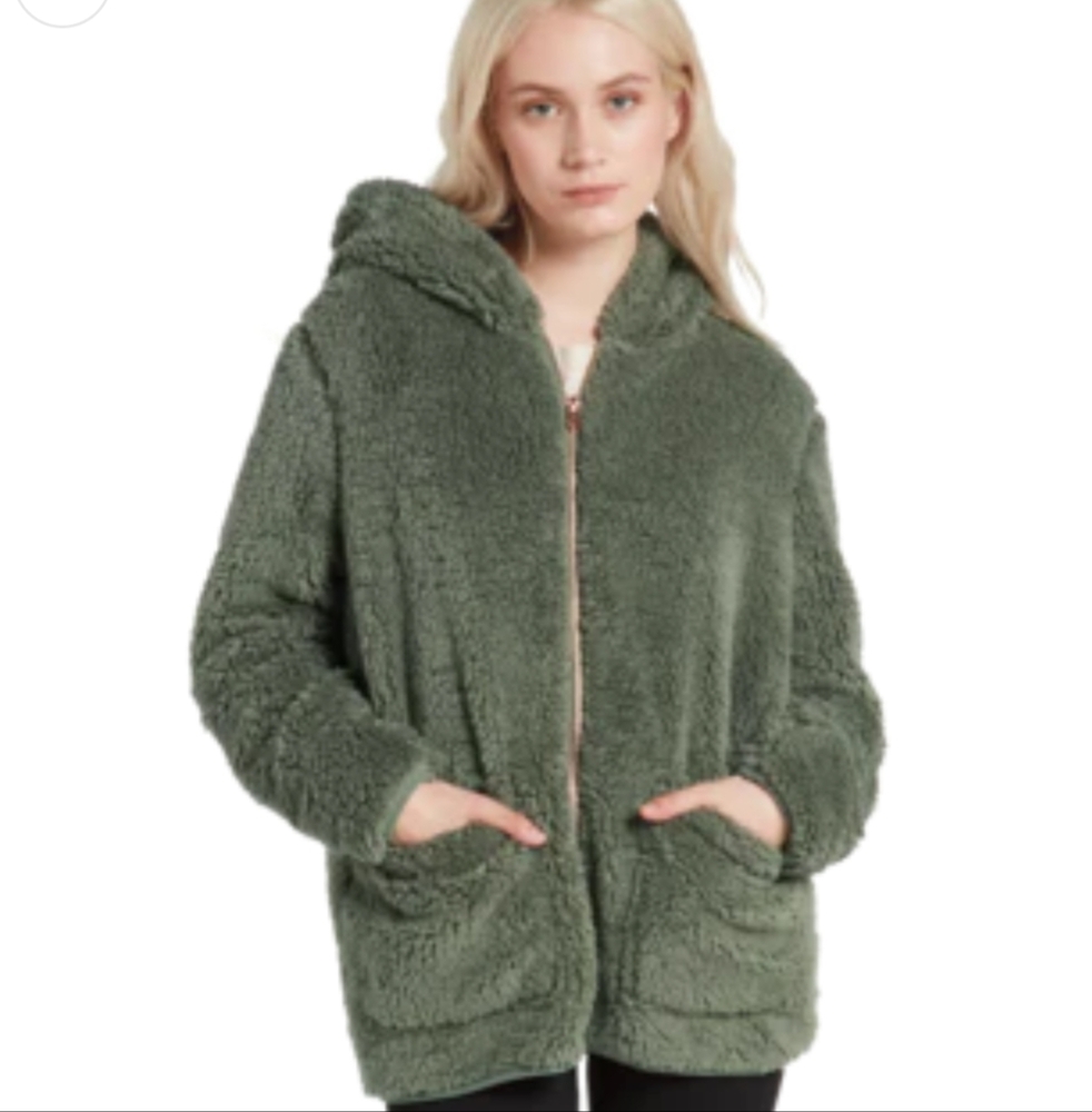 Cozy Women's Volcom Fleece Jacket - Green